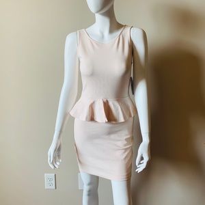 ZARA Trafaluc Pink Bodycon with Peplum. SZ. L